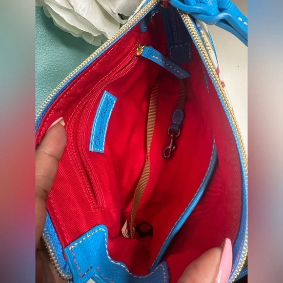 Dooney & Bourke White and Blue Crossbody Bag - Picture 6 of 12